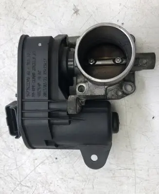 Peugeot 208 Throttle valve 9673622380