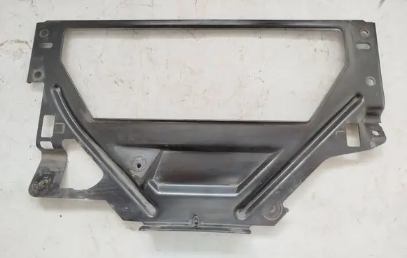 Volkswagen Phaeton Other engine bay part 3D1803277C