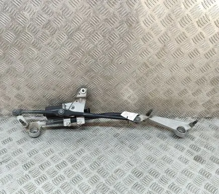 Mercedes-Benz GLA W156 Front wiper linkage and motor A1769061800 W000027118