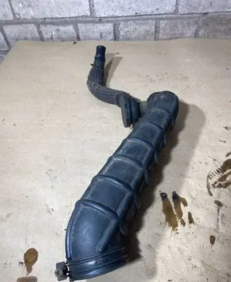 Hyundai Santa Fe Turbo air intake inlet pipe/hose 2813926320