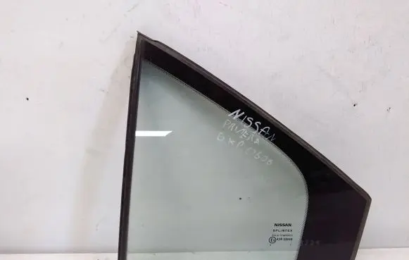 Rear vent window glass