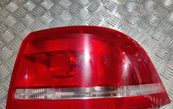 Volkswagen PASSAT B7 Rear/tail lights 3AF945096C 605122RH 605122