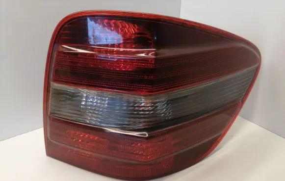 Mercedes-Benz ML W164 Rear/tail lights 404102R 404122R