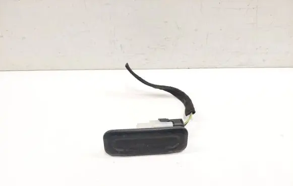 Citroen C5 Tailgate opening switch 