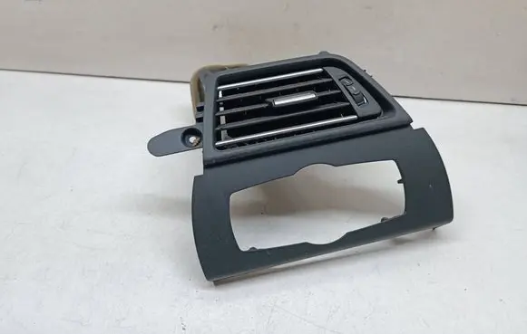 BMW 6 F12 F13 Dashboard side air vent grill/cover trim 9197487