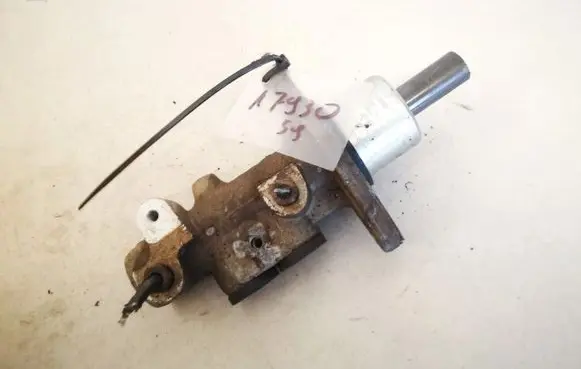 Volkswagen PASSAT B4 Master brake cylinder