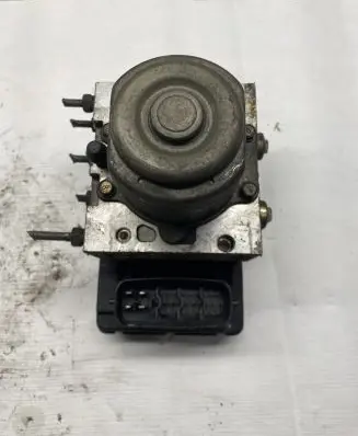 Toyota Avensis Verso ABS Pump 4451044051