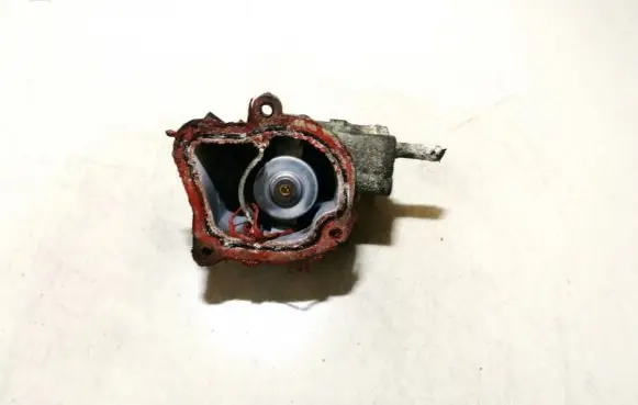 Mercedes-Benz C AMG W204 Engine coolant pipe/hose