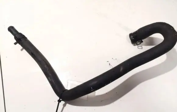 Ford Mondeo Mk III Engine coolant pipe/hose