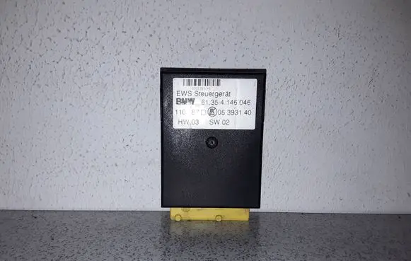 BMW 3 E36 Window wiper relay 61354146046 4146046