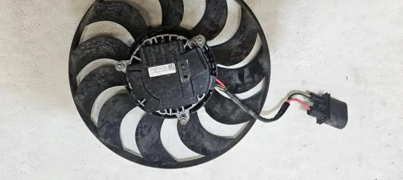 Volkswagen Tiguan Allspace Electric radiator cooling fan HW01SW02