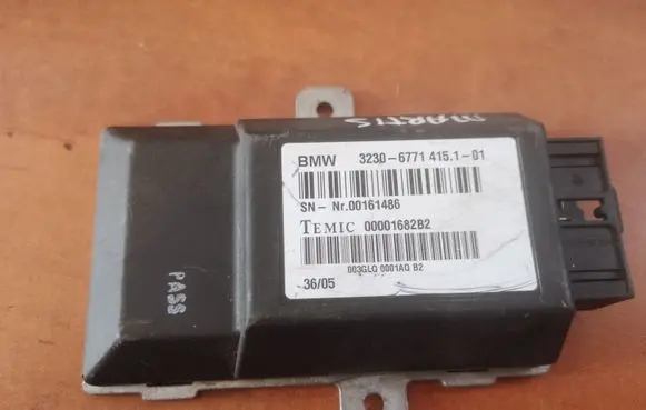 BMW 7 E65 E66 Steering rack control module 6771415