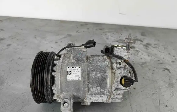 Volvo XC60 Air conditioning (A/C) compressor (pump) 36010449 36011415