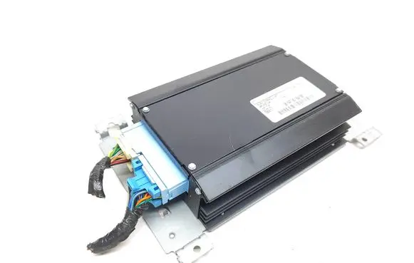 Chevrolet Corvette C6 Sound amplifier 15841685 28039313 89FCSXM272990035