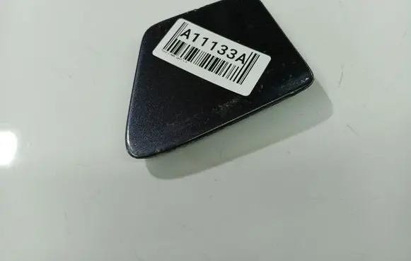 Ford C-MAX I Front tow hook cap/cover 7M5117A989AW