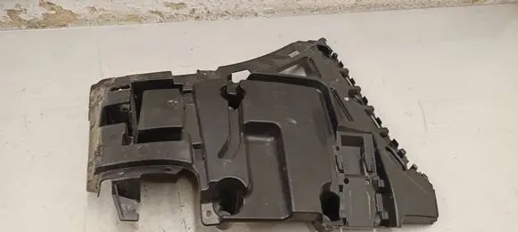 BMW X3 G01 Bumper support mounting bracket corner 7400667