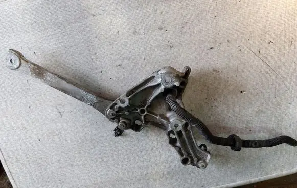 Renault Trafic III (X82) Gearbox mounting bracket 244824540R