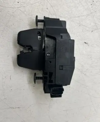 Loading door lock