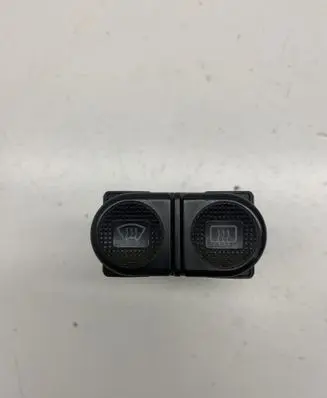 Windscreen/window heater switch