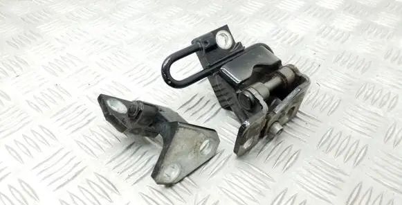 Rear door hinge set