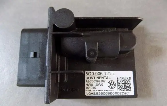 Volkswagen Golf Sportsvan Fuel injection pump control unit/module 5Q0906121L