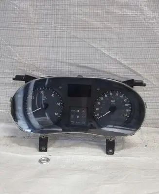 Opel Vivaro Speedometer (instrument cluster) P8200390136-A