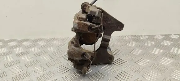 Volkswagen PASSAT B8 Rear brake caliper 3Q0615405J