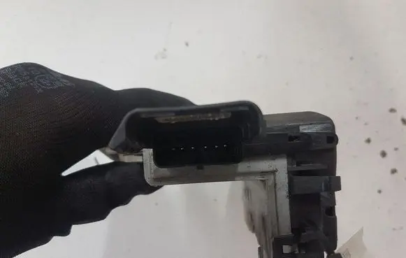Peugeot 3008 I Rear door lock 5460N1882I8