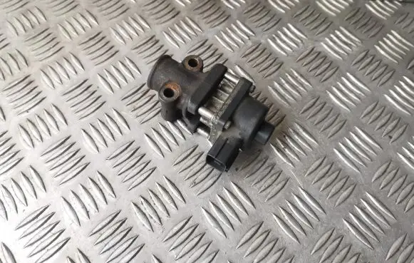 Subaru Legacy EGR valve