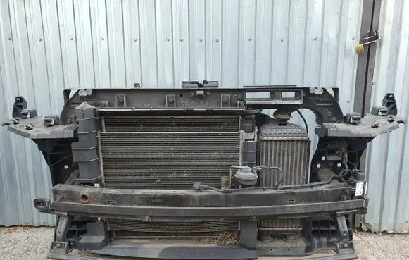 Hyundai Tucson TL Radiator support slam panel