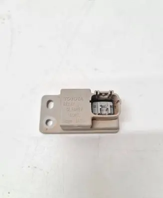 Toyota Avensis T250 Light washer relay 8594205040