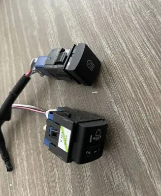 Mazda 2 Light switch 6950