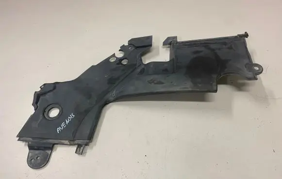 Toyota Avensis T250 Radiator trim 5379505031