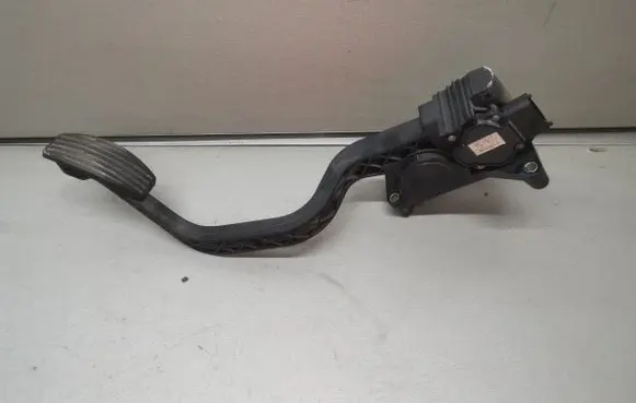 Fiat Doblo Accelerator throttle pedal 0281002415