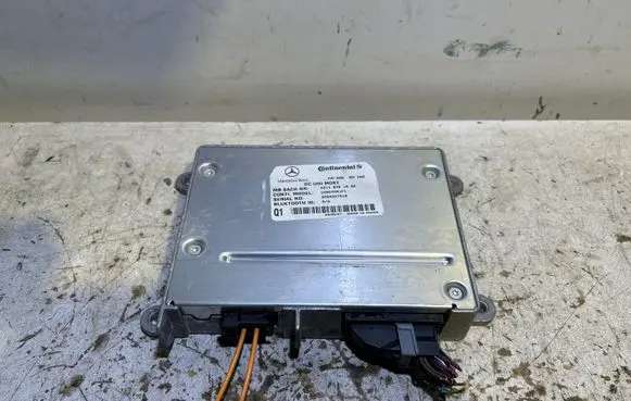 Mercedes-Benz C W203 Bluetooth control unit module A2118701885 UH06MM01FC DM60227518