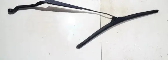 Nissan Almera N16 Front wiper blade arm