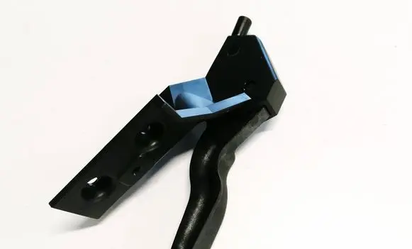 Opel Corsa E Engine bonnet (hood) release handle 13186909 511697042