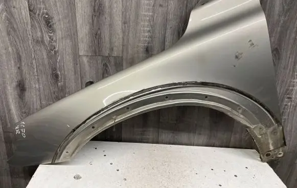 Volvo XC70 Fender