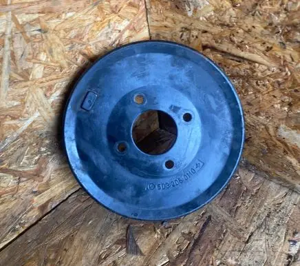 Mercedes-Benz E W124 Water pump pulley 6032050116