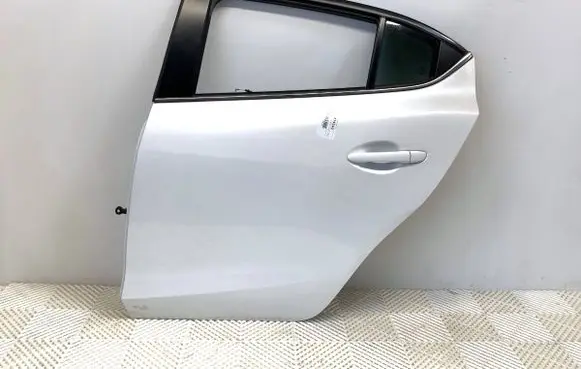 Mazda 3 II Rear door 