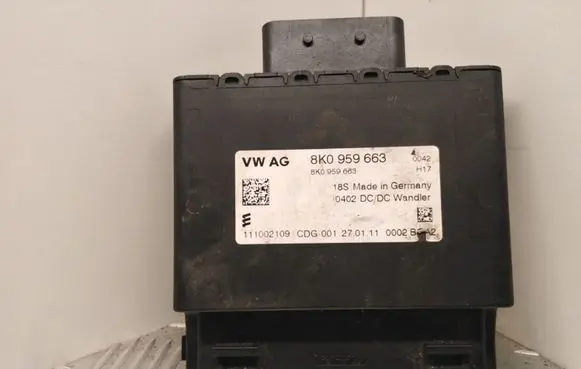 Audi A6 S6 C7 4G Power management control unit 8K0959663 11102109