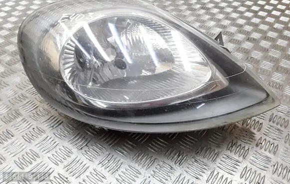 Nissan Primastar Headlight/headlamp 7700311374