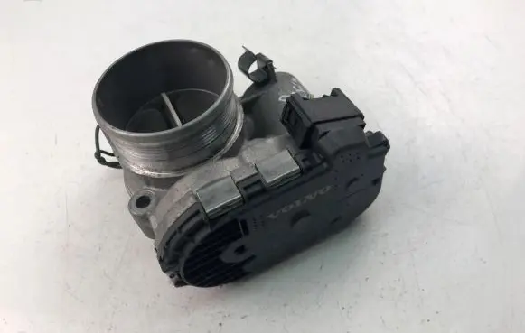 Volvo V70 Throttle valve 31216665