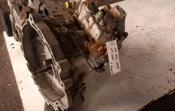 KIA Rio Manual 5 speed gearbox p61763