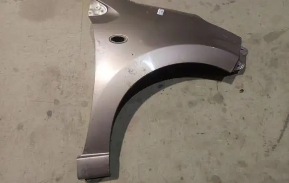 Nissan Pixo Fender