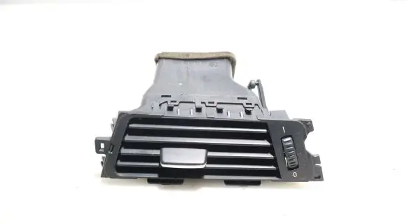 BMW 3 E90 E91 Dashboard side air vent grill/cover trim 