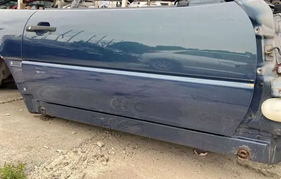 Mercedes-Benz SL R129 Front door MMAUTKO16947