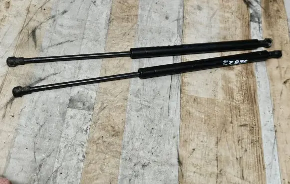 Renault Scenic I Tailgate/trunk strut/damper 7700430022