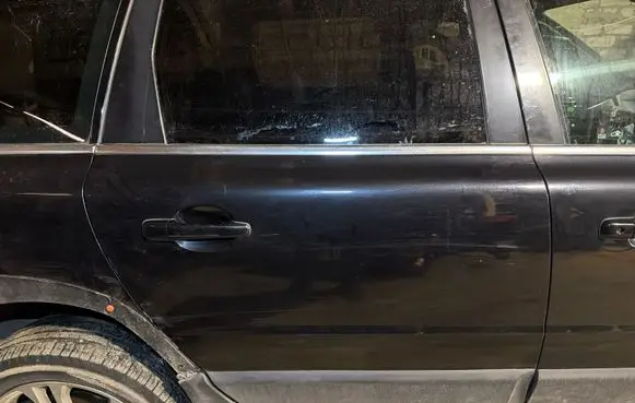 Volvo XC70 Rear door 