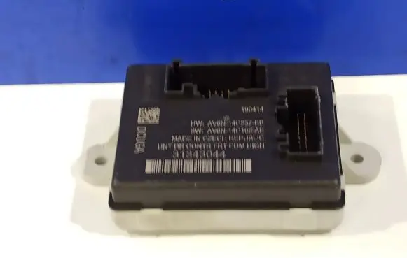 Volvo S60 Door control unit/module 31456701 31343044